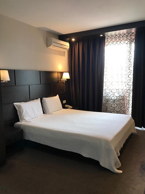 Hotel Kardinal Blagoevgrad Exterior photo